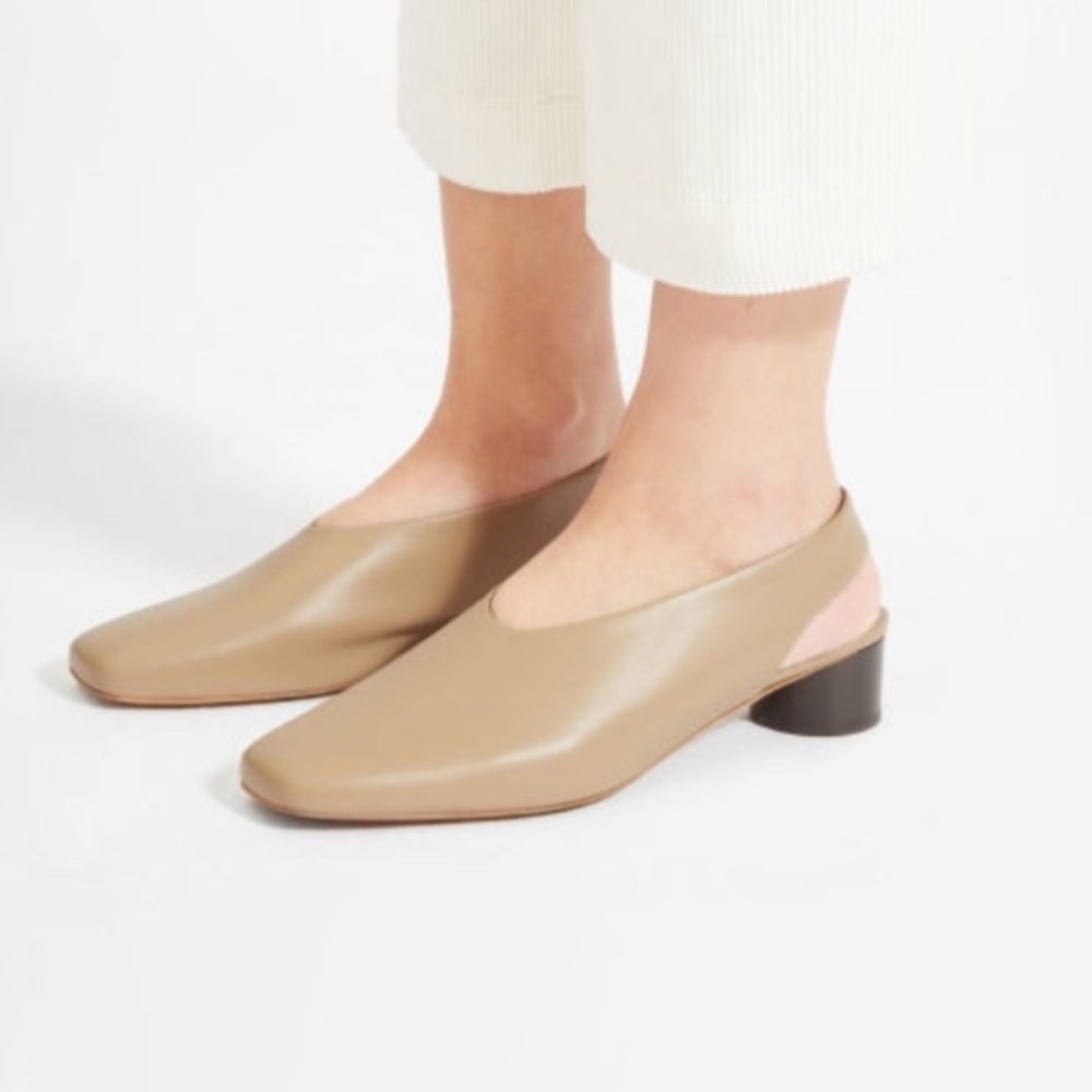 EVERLANE SQUARE TOE SLINGBACK